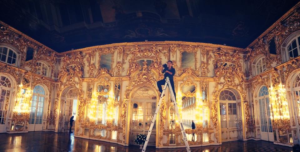 Zoe远赴俄罗斯拍摄皇宫实景。（图片由Zoe提供）