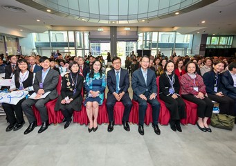 The Secretary for Labour and Welfare, Mr Chris Sun, today (December 10) visited the National Security Exhibition Gallery of the Hong Kong Special Administrative Region with chairmen of social welfare organisations. Photo shows Mr Sun (first row, centre); the Permanent Secretary for Labour and Welfare, Ms Alice Lau (first row, fourth left); and the Director of Social Welfare, Miss Charmaine Lee (first row, third right), with chairmen of social welfare organisations and guests.