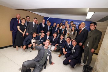 Hong Kong Talent Engage arranged for a delegation of German innovation and technology (I&T) talent to visit Hong Kong and Shenzhen from September 9 to 12 to learn about the entrepreneurial ecosystem, industry support and I&T opportunities in both cities. Photo shows the Secretary for Labour and Welfare, Mr Chris Sun (centre row, fifth right), the delegation, and representatives from the Hong Kong Jockey Club and I&T associations.